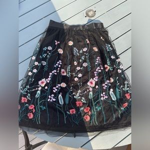H&M tulle sheer skirt with flower embroidery size 6